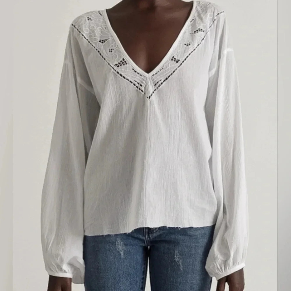 One Teaspoon White V-Neck Lace Trim Peasant Blouse NWT